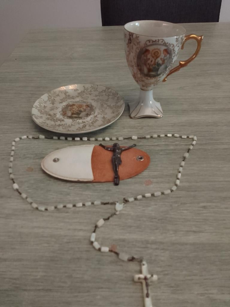 Waardevol religieus lotje., Antiek en Kunst, Ophalen