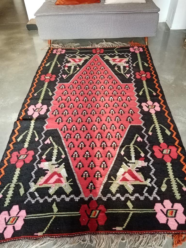 Tapis Caucase (Georgie), Maison & Meubles, Ameublement | Tapis & Moquettes, 200 cm ou plus, Comme neuf, 100 à 150 cm, Enlèvement