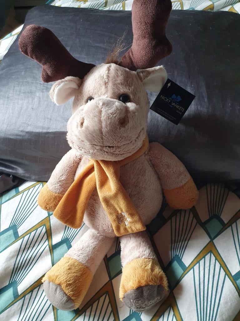 Nieuwe knuffel - Rendier van Nicky Vankets, Enlèvement ou Envoi, Neuf, Autres types