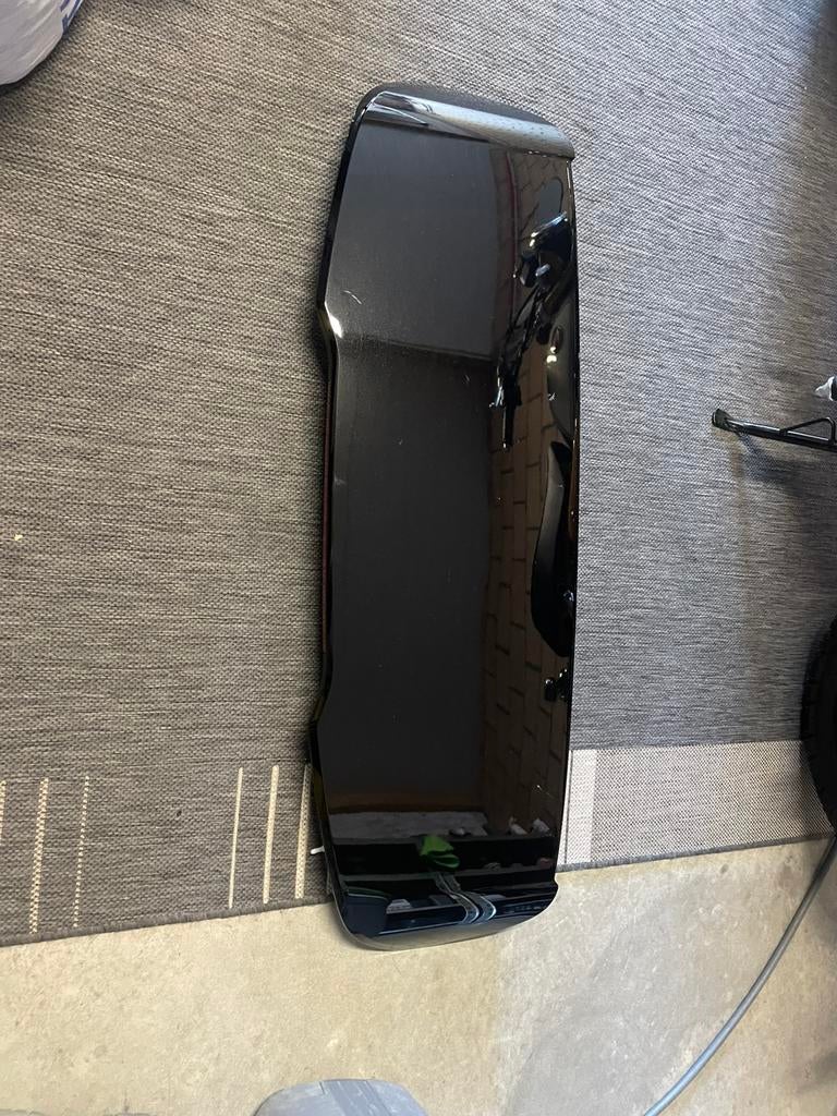 Volvo v40 dakspoiler, Arrière, Haillon arrière, Enlèvement, Volvo