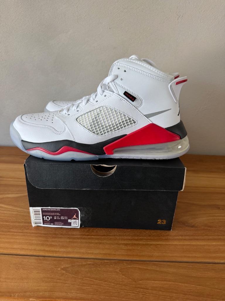 JORDAN MARS 270 (GS) White/ Reflect Silver-Fire Red-Black, Ophalen, Nieuw, Schoenen
