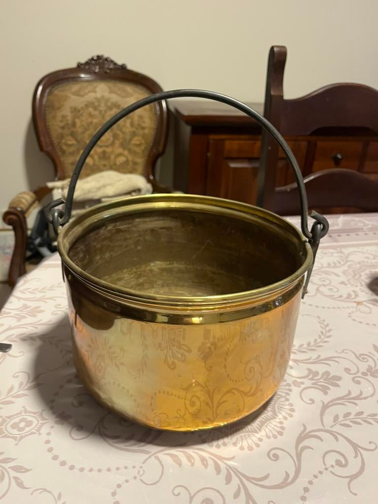 Koperen ketel, Ophalen
