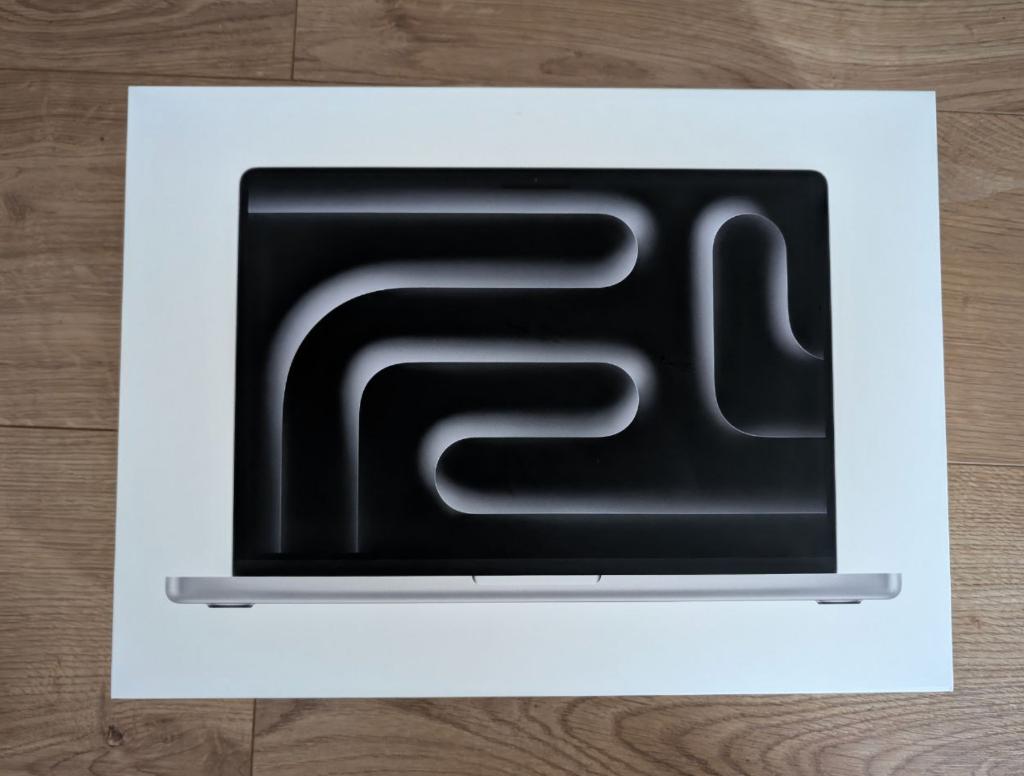 MacBook Pro 14" (M4 Pro) 48 GB RAM/2 TB SSD – Verzegeld, Computers en Software, Apple Macbooks, 1 TB of meer, 64 GB of meer, Qwerty