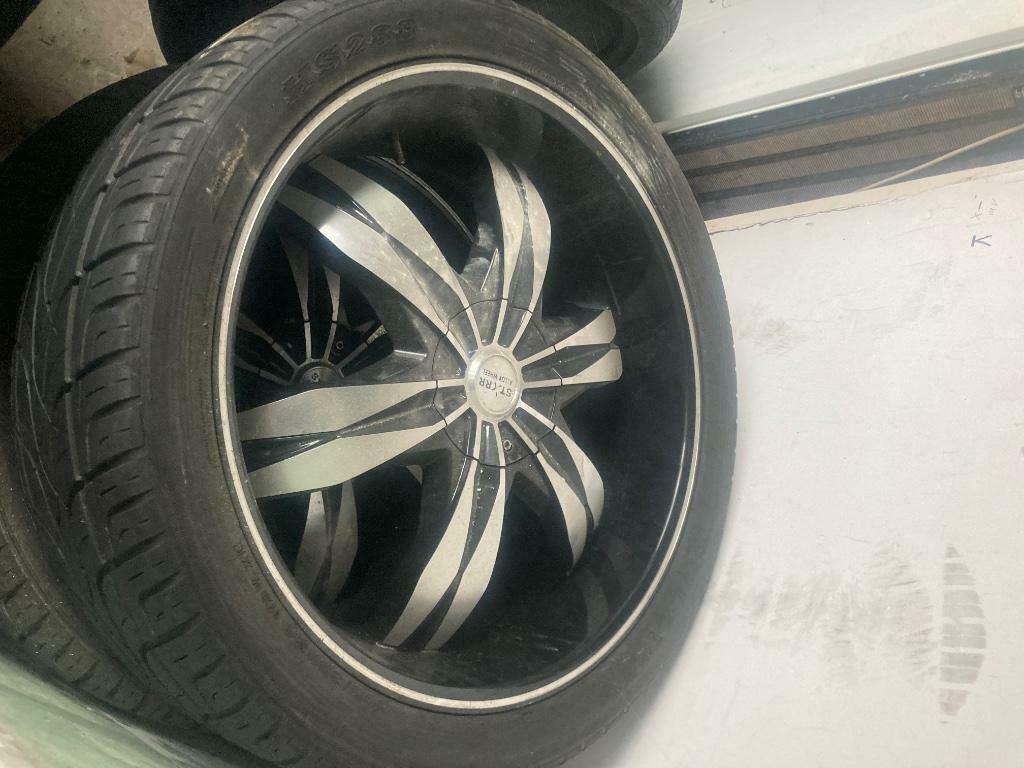 305/35r24 dodge ram, Enlèvement, Utilisé, Dodge, Pare-chocs