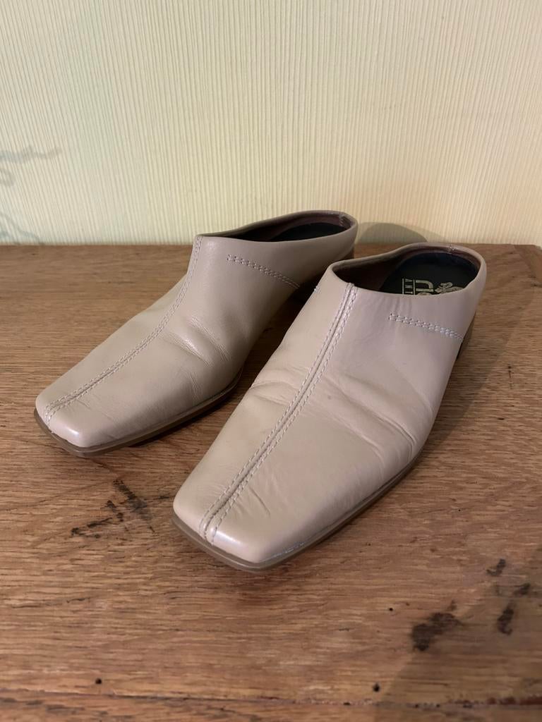 Mules Rieker 38 beige, Ophalen of Verzenden, Beige