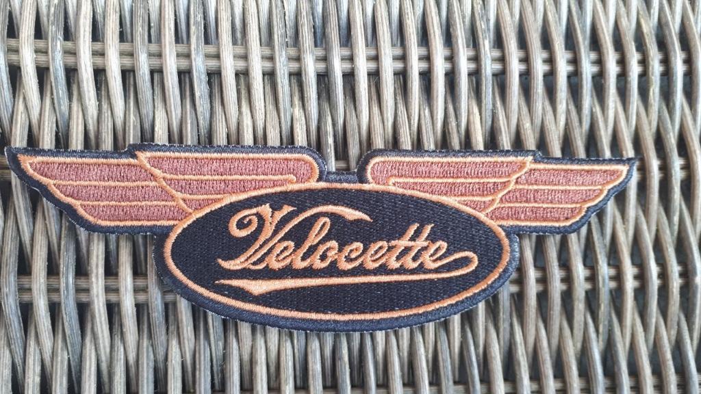 Velocette motorfiets strijk patch embleem logo - 138 x 40 mm, Motoren, Ophalen of Verzenden, Nieuw