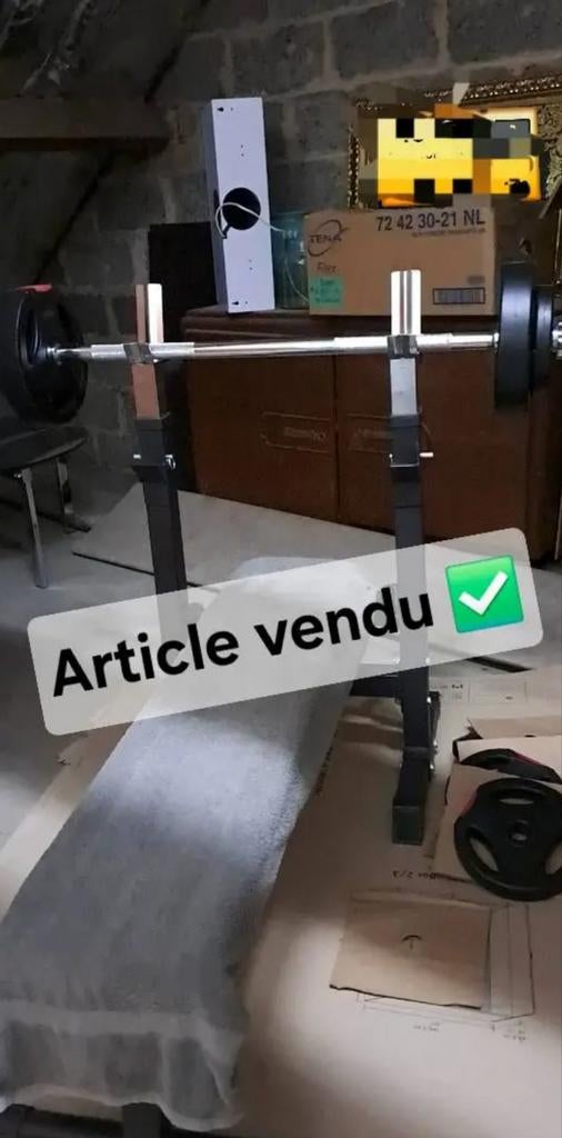 Banc de musculation avec barre disque37kg / Article vendu ✅️, Sports & Fitness, Enlèvement, Comme neuf, Bras, Set d’haltères