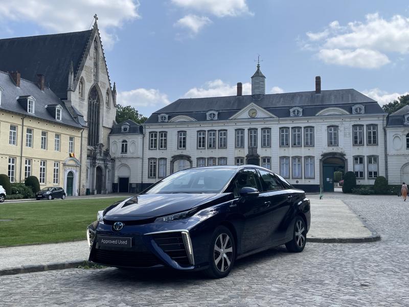 Toyota Mirai MIRAI PREMIUM, Autres carburants, Automatique, https://public.car-pass.be/vhr/dac6d47f-8312-4d44-836a-b22c44875359