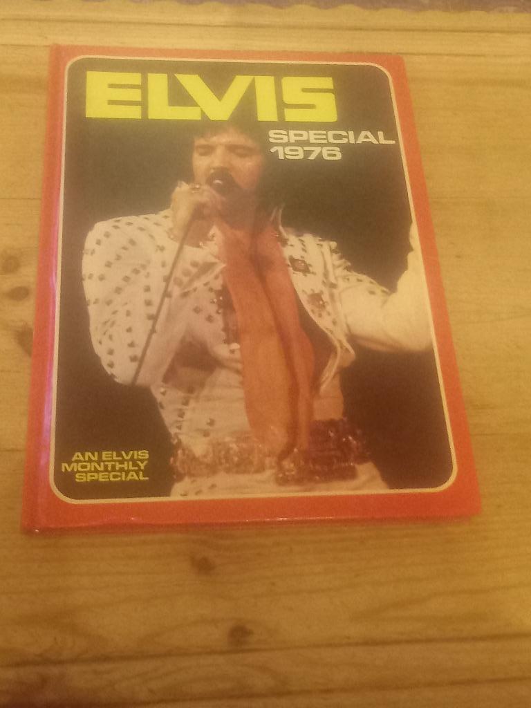 Boek van Elvis Presley, Artiest, World Distributors, Ophalen of Verzenden, Zo goed als nieuw