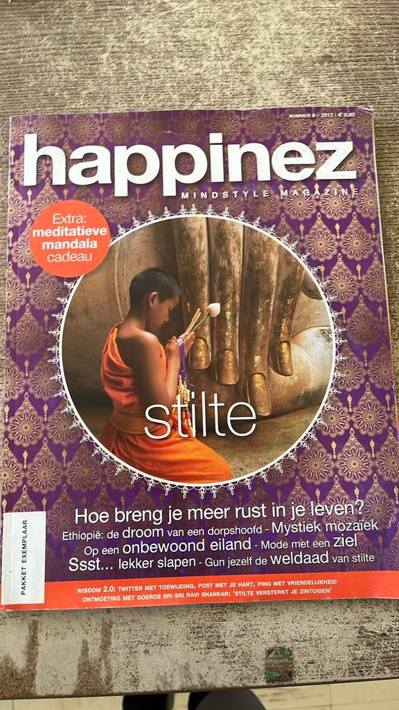 Magazine Happinez - Stilte, Ophalen of Verzenden, Zo goed als nieuw