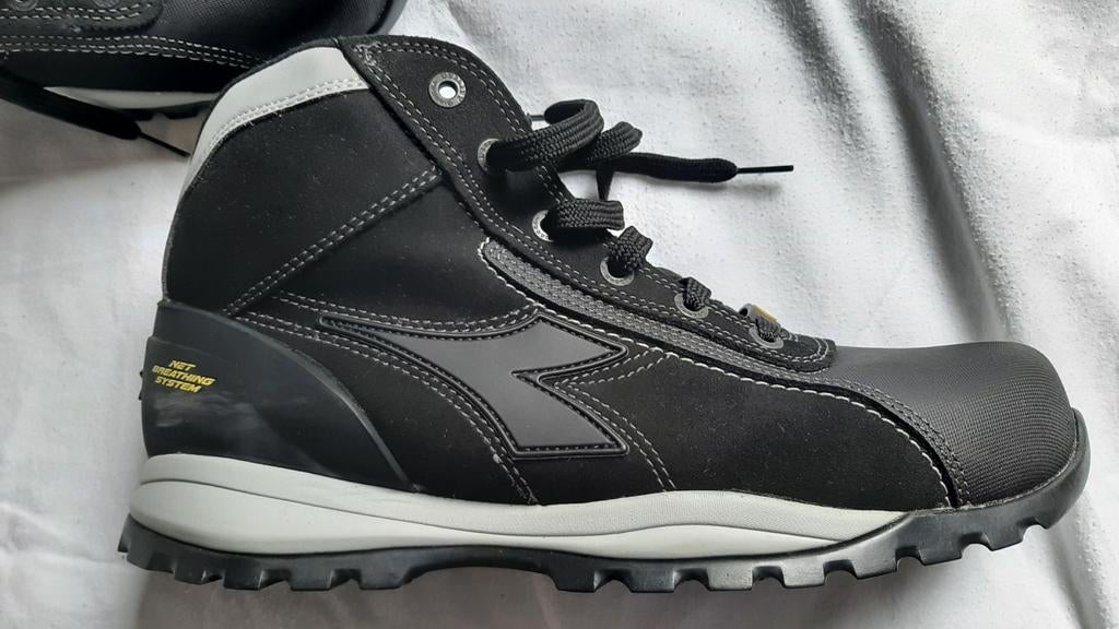 Hoge veiligheids schoenen, Kleding | Heren, Zwart, Nieuw, Ophalen of Verzenden, Werkschoenen