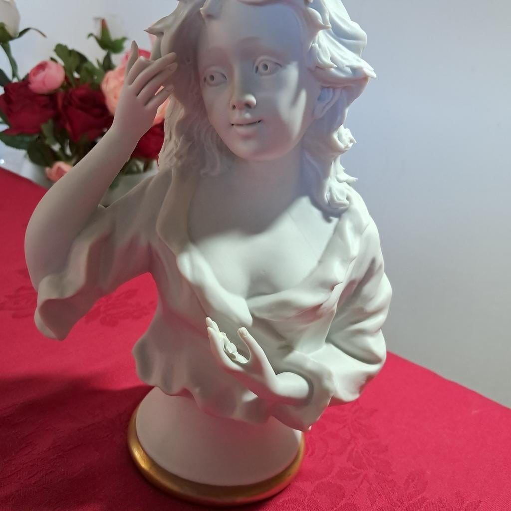 Ester wit koekjesbeeldje H 22cm, Antiek en Kunst
