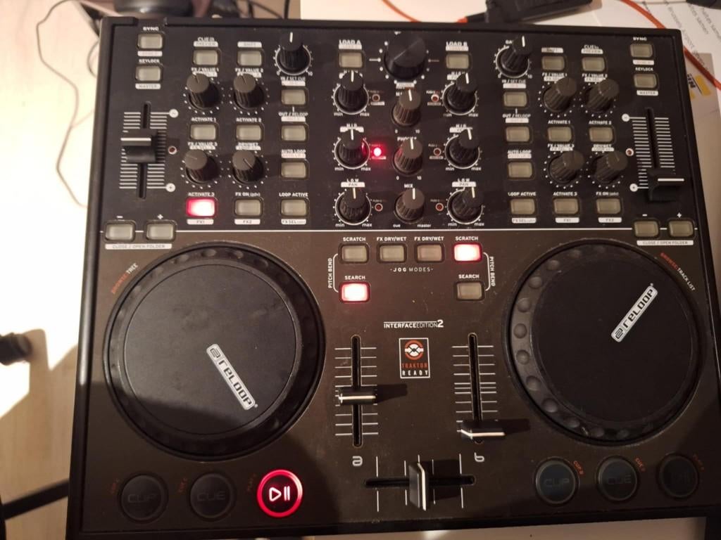 Reloop Digital Jockey 2 interface inclusief flightcase, Muziek en Instrumenten, Dj-sets en Draaitafels, Gebruikt, Dj-set, Reloop