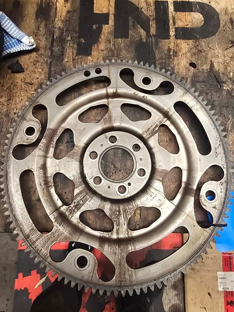 Volant moteur Ford Transit Connect 1.5 TDCI, Enlèvement ou Envoi, Ford