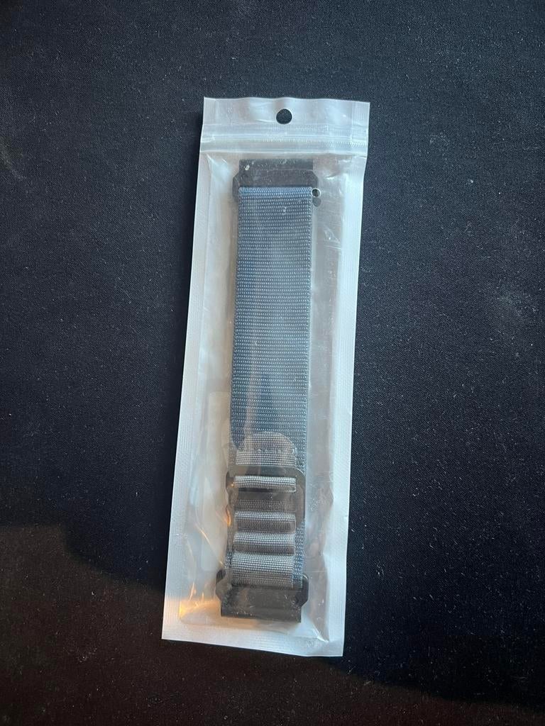 GARMIN FENIX 7X pro band, Bijoux, Sacs & Beauté, Enlèvement, Comme neuf