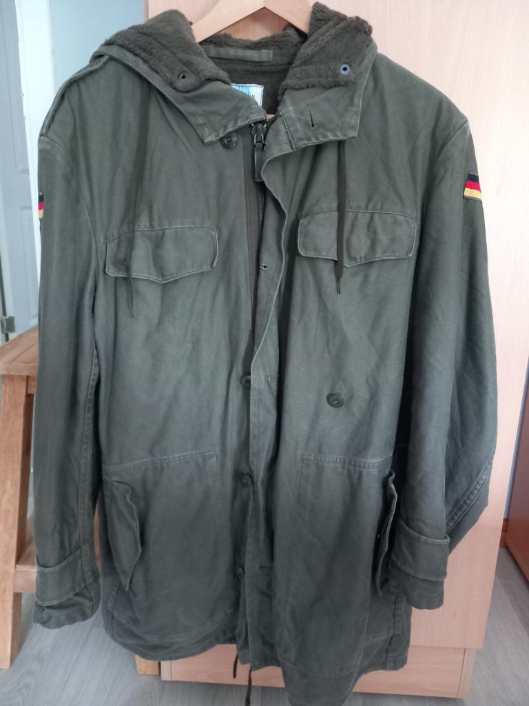 veste militaire allemande, Collections, Objets militaires | Général, Enlèvement ou Envoi, Autres, Vêtements ou Chaussures