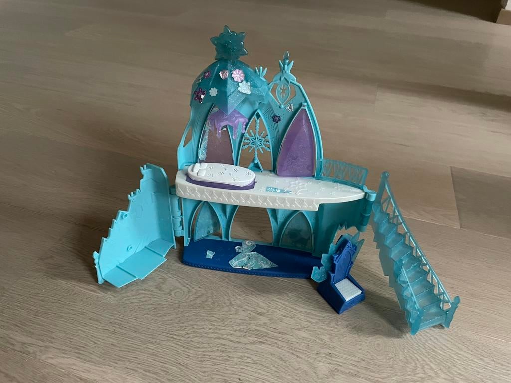 Frozen kasteel, Kinderen en Baby's, Ophalen of Verzenden, Gebruikt, Poppenhuis