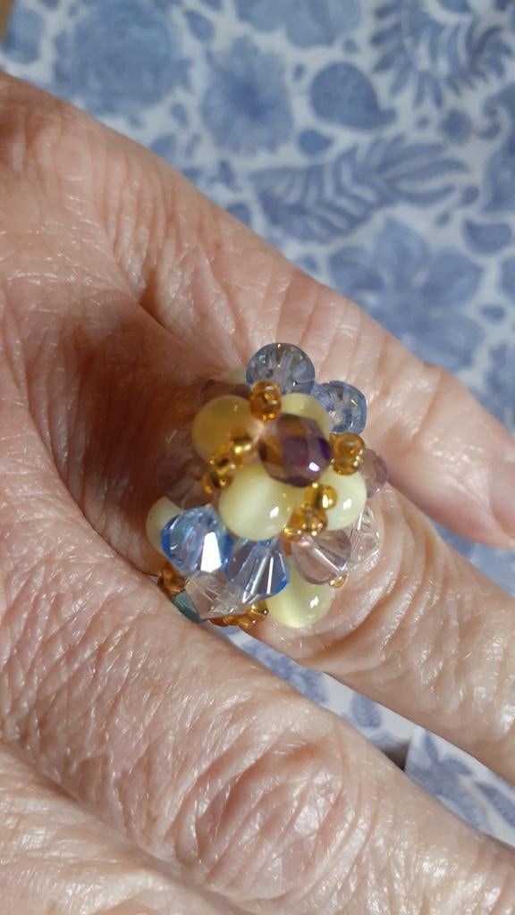 bague en perle modele 1, Bijoux, Sacs & Beauté, Enlèvement ou Envoi, Comme neuf, Femme, Avec perle