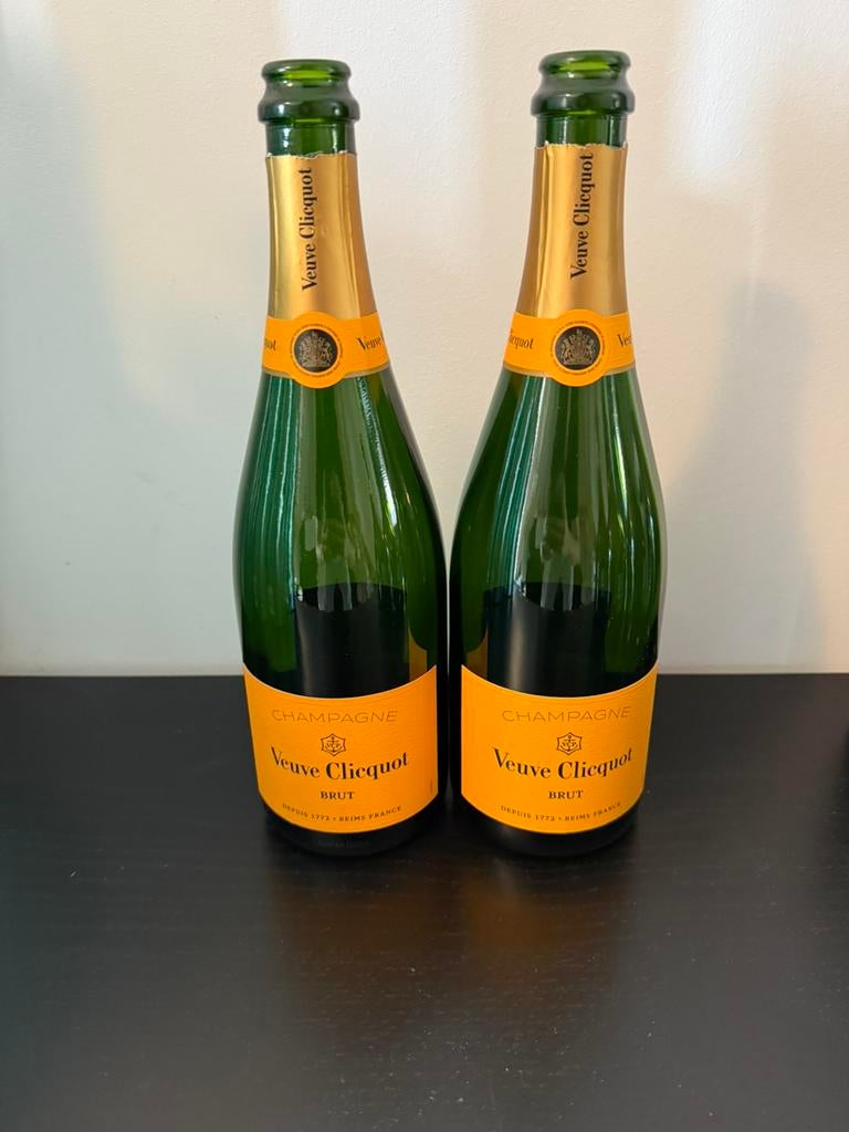 2 lege flessen Veuve Clicquot 75cl, Ophalen of Verzenden