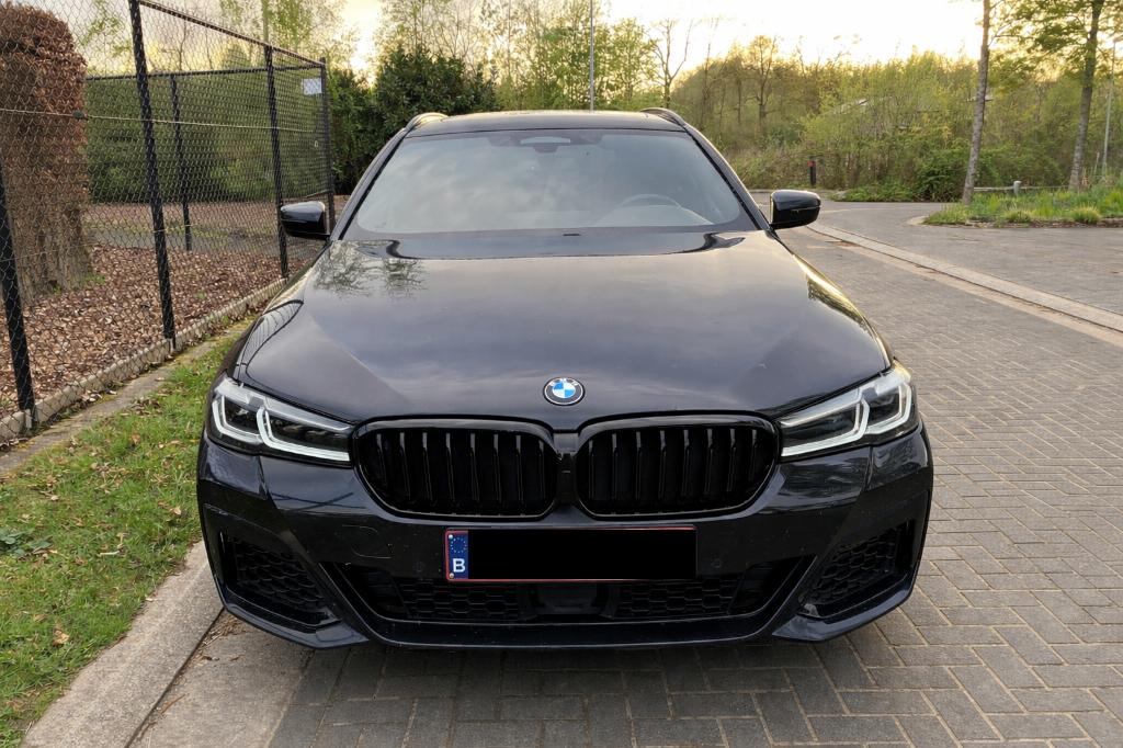 BMW 530e Touring Plug-in hybride - M-Sport - Pano dak - ACC, Auto's, Automaat, 1998 cc, Achterwielaandrijving, Alcantara