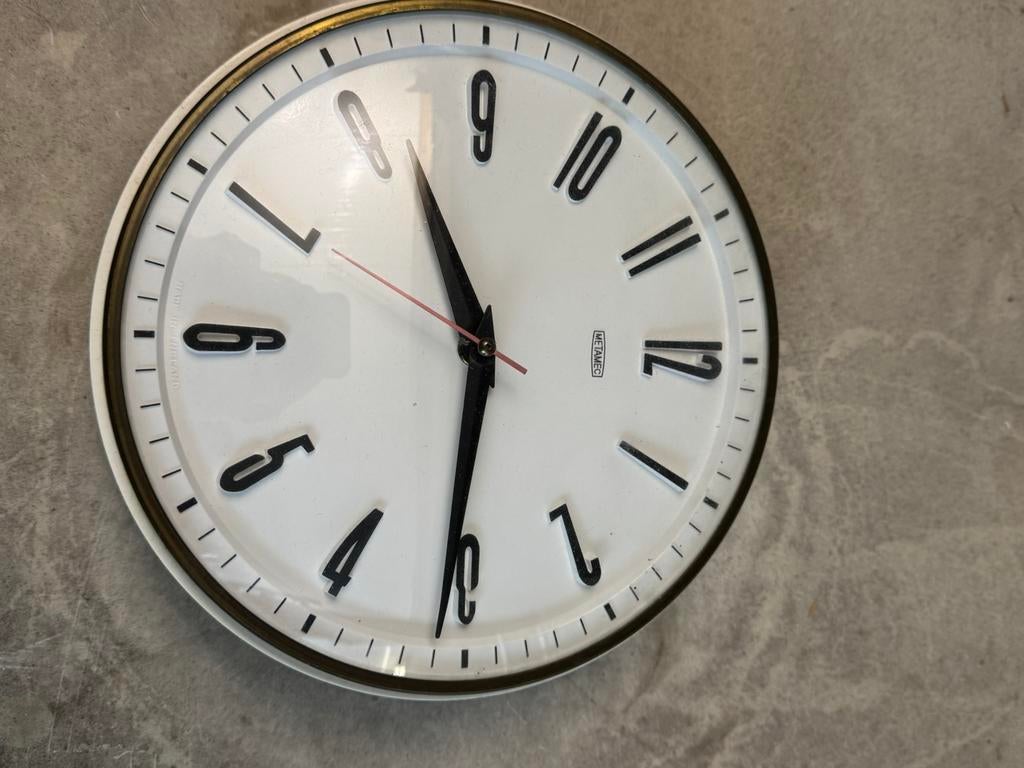 Horloge Metamec, Enlèvement ou Envoi, Comme neuf, Analogique, Horloge murale