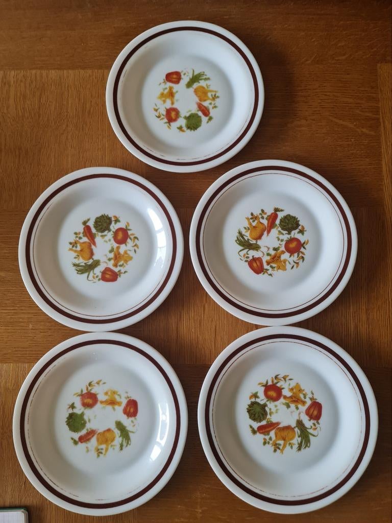 Servies :  9 borden met groenten  / acropol - France, Antiek en Kunst, Ophalen of Verzenden
