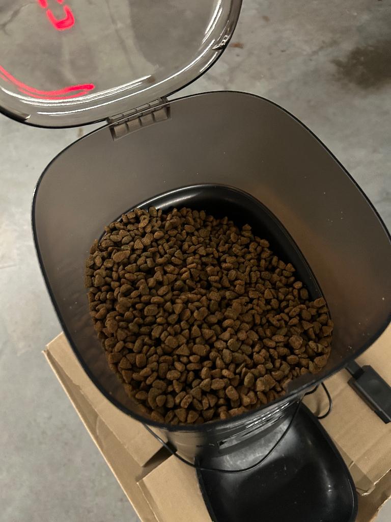 Kattenvoederbak, Ophalen, Automatisch, Zo goed als nieuw