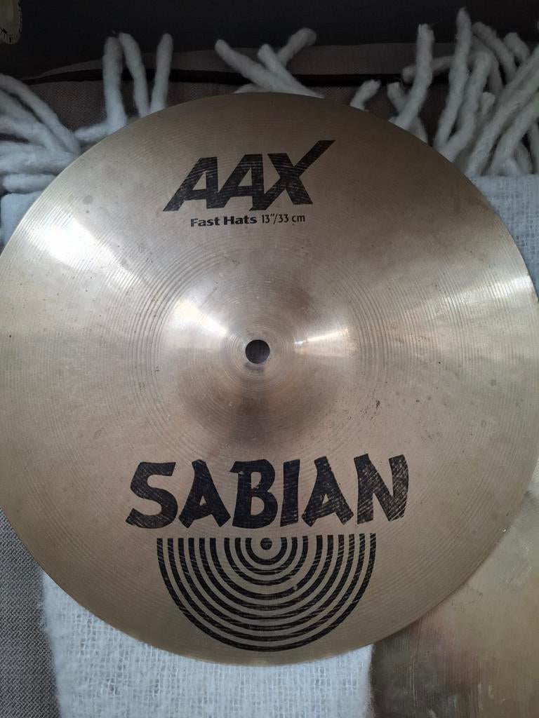 Set de 13 pouces Sabian Aax Fast Hats Hihat pour votre batte, Musique & Instruments, Enlèvement ou Envoi, Comme neuf