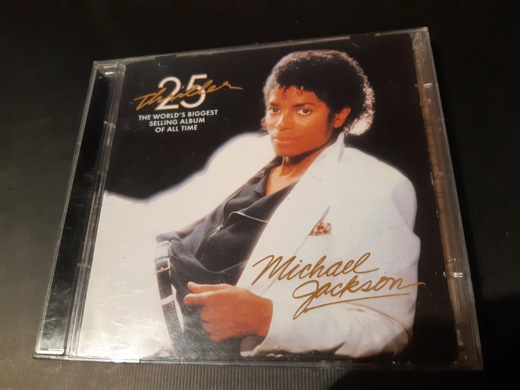 Michael Jackson Thriller 25, Ophalen, Gebruikt