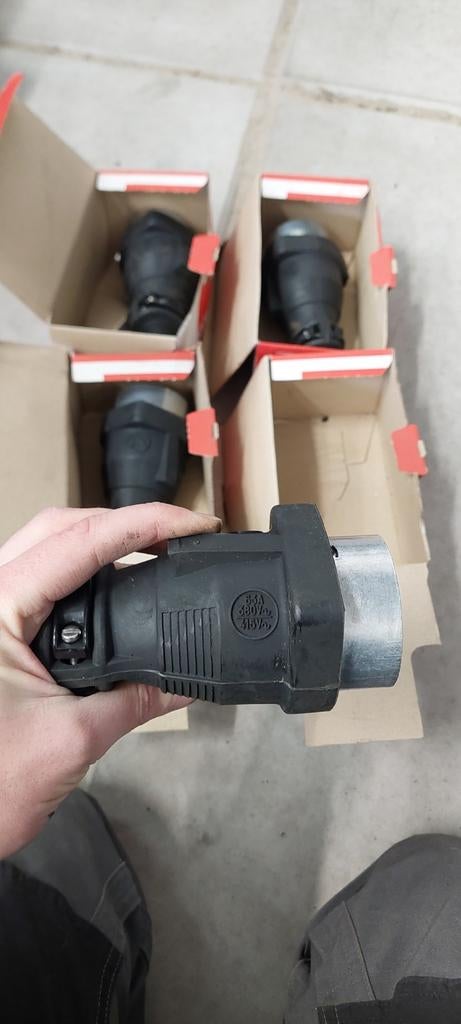 4x CEE krachtstroom stekker – mannelijk – 63A / 400V, Ophalen, Stekker