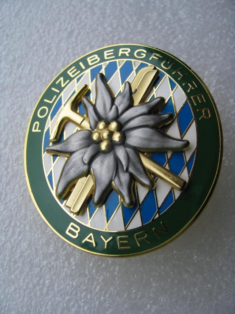 Insigne chef police Allemagne-original, Envoi