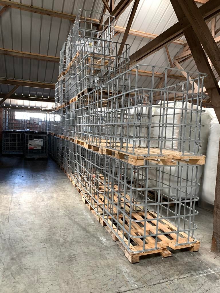 Ibc kooien/kratten met HOUTEN pallet., Tuin en Terras, Ophalen
