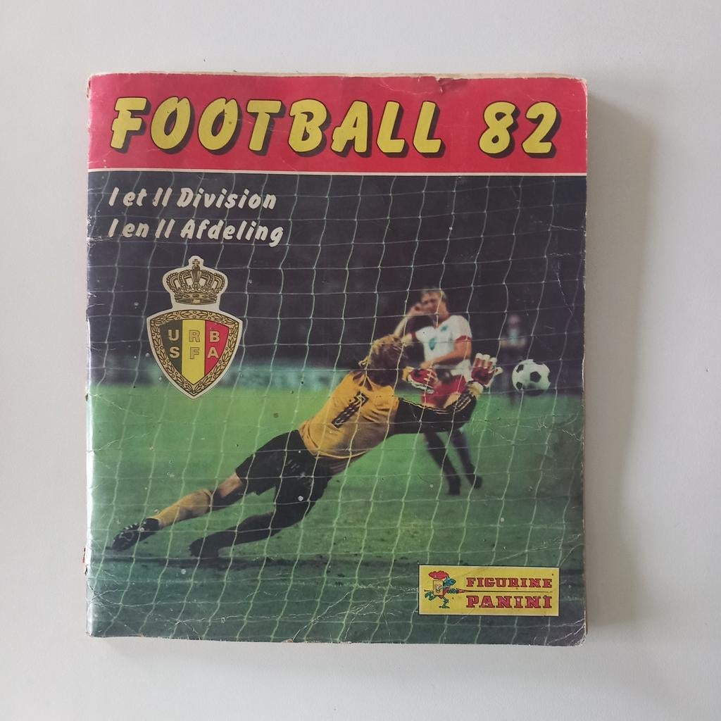 L'album de panini Football 82 est terminé, Collections, Enlèvement ou Envoi, Comme neuf