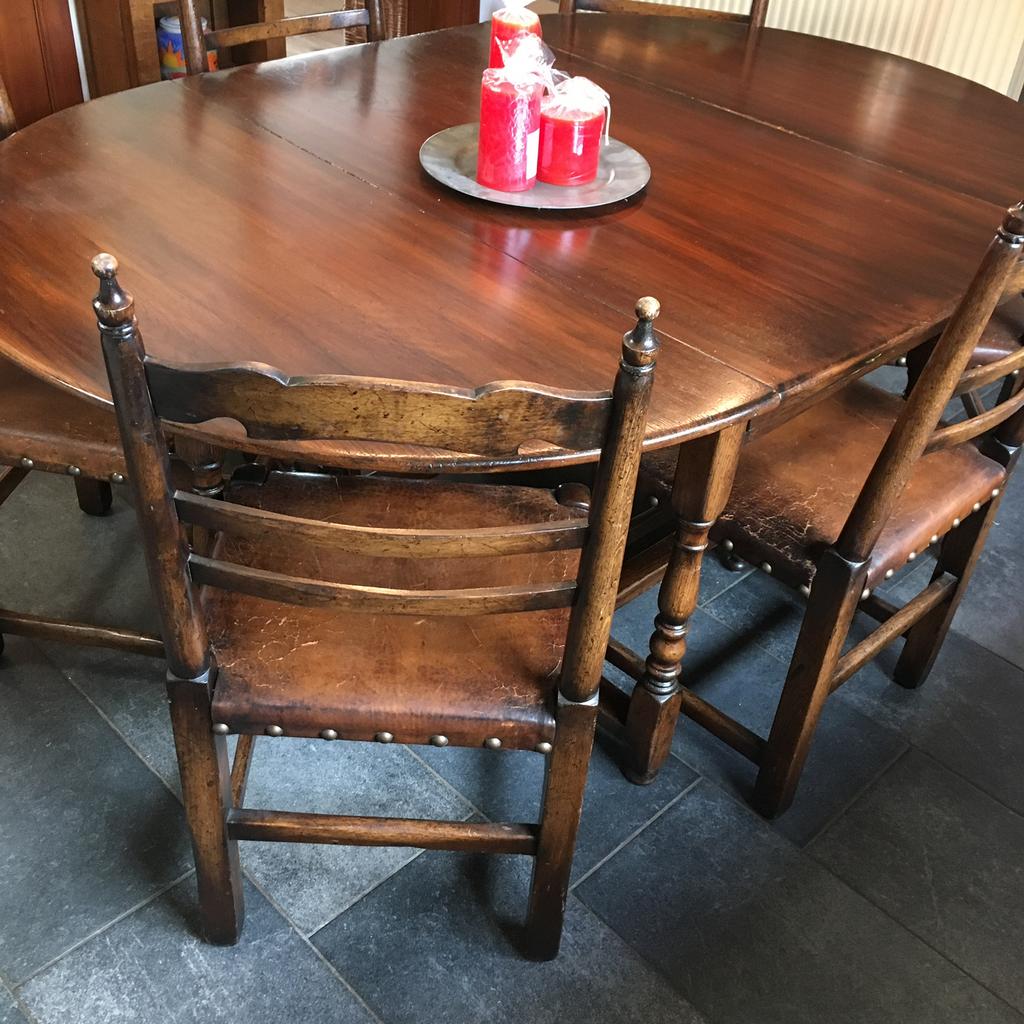 Table avec 6 chaises, Enlèvement