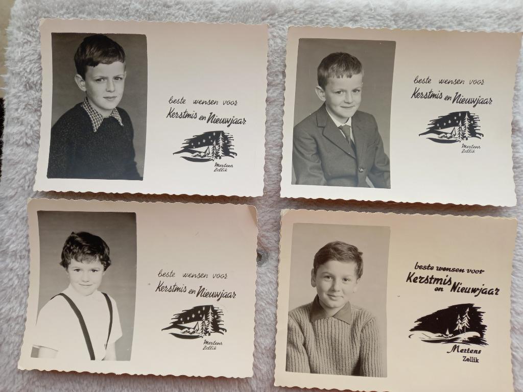4 kerstkaarten jaren 1960, Diversen, Kerst, Ophalen of Verzenden, Zo goed als nieuw