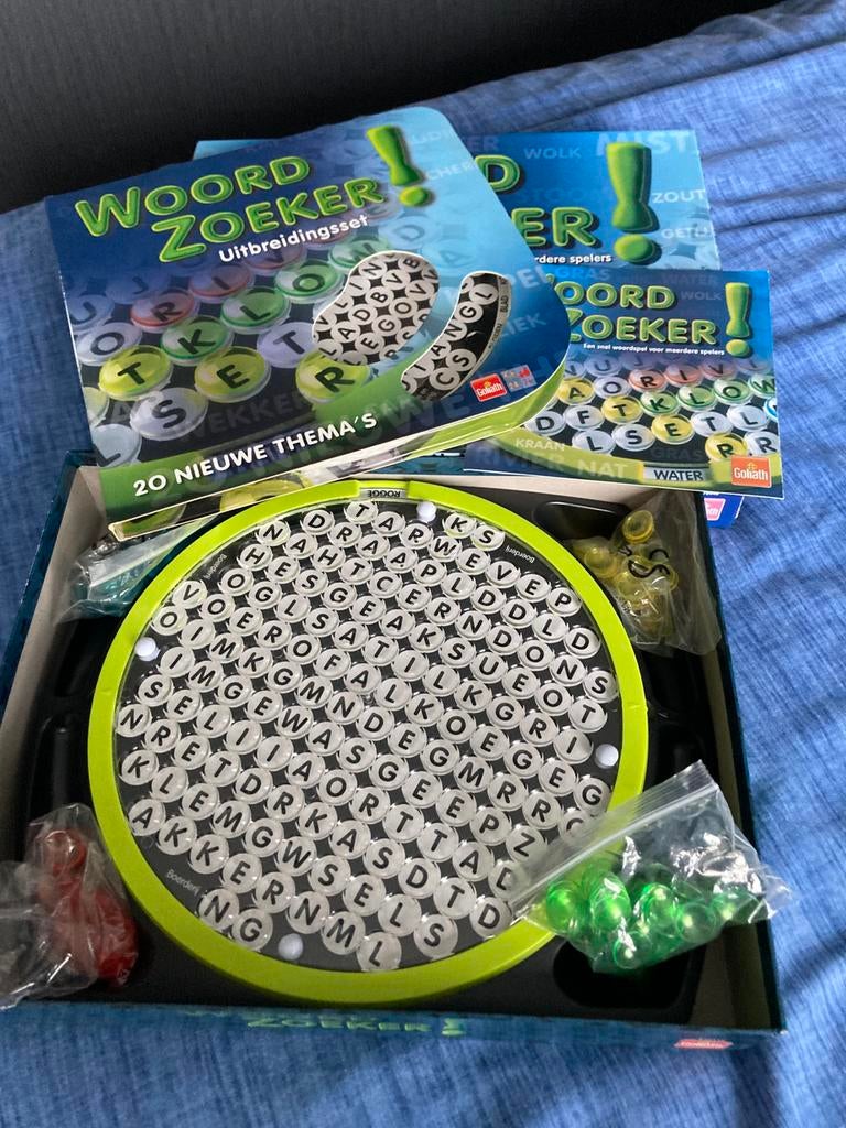Gezelschap spel woordzoeker met extra kaarten, Hobby en Vrije tijd, Ophalen, Zo goed als nieuw