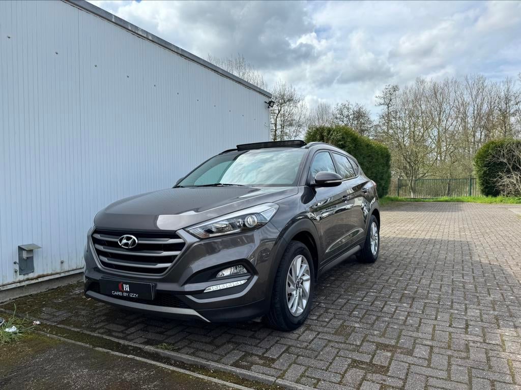 HYUNDAI TUCSON 2.0D 4WD|AUTO|PANO|4X4, Auto's, Stof, 1995 cc, Bedrijf, Diesel