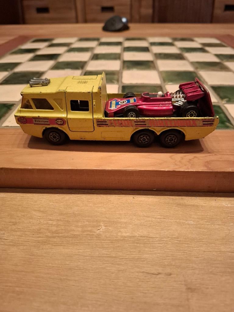 MATCHBOX SUPERKINGS TRANSPORTER + F1 SUPERFAST, Ophalen of Verzenden, Gebruikt