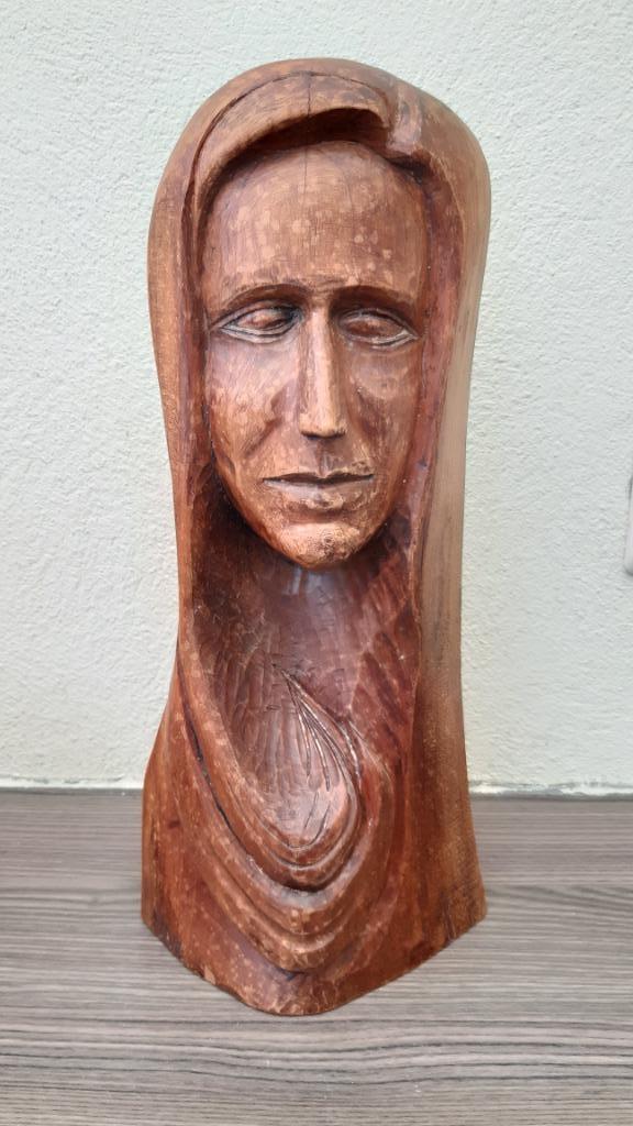 Houten beeld van Andre De Geyter Van 1974., Ophalen