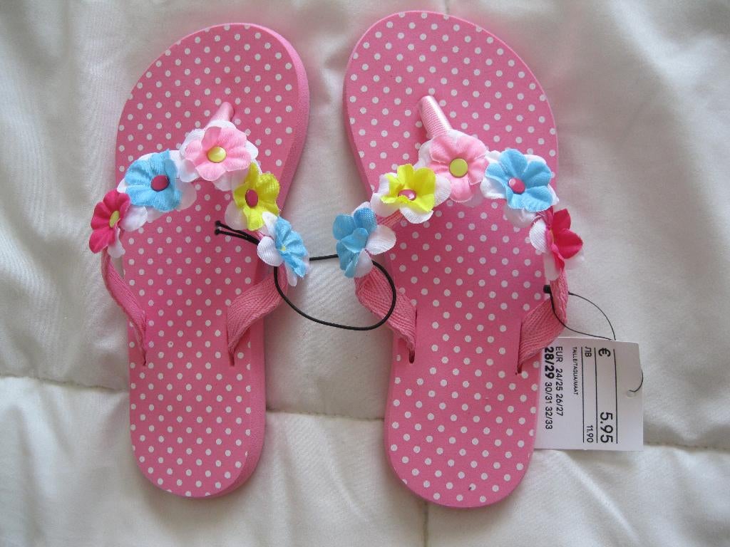 Tongs neuves roses avec fleurs 28-29, Neuf, Enlèvement ou Envoi, Chaussures, Fille