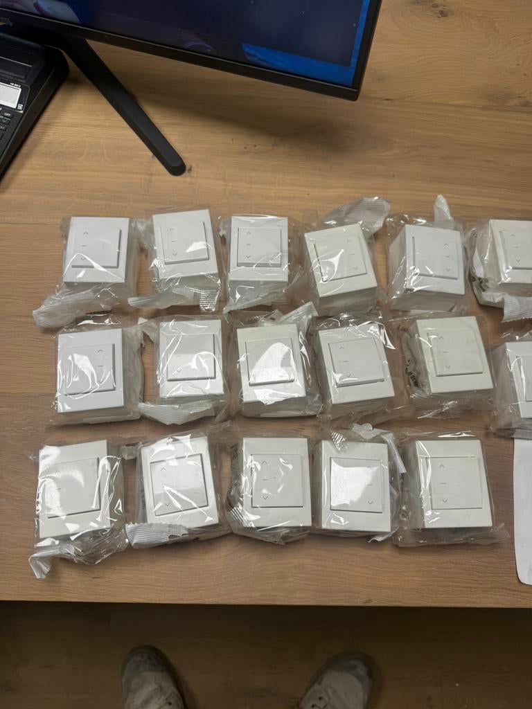 Rolluik schakelaars opbouw, Doe-het-zelf en Bouw, Ophalen, Zo goed als nieuw