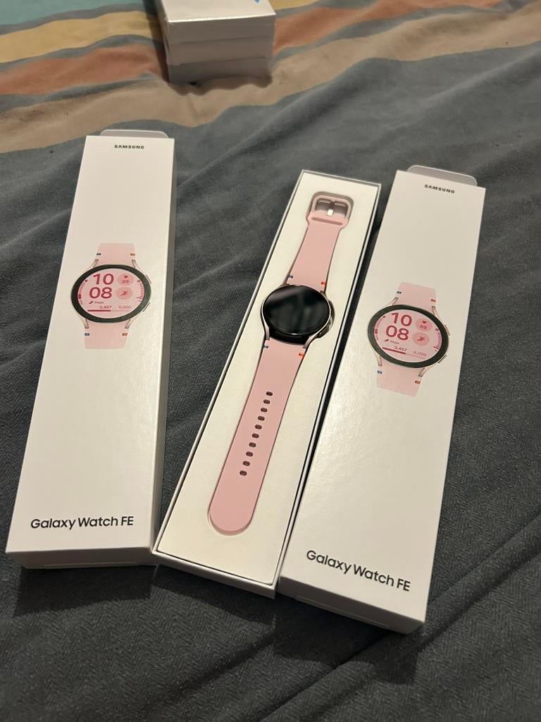 Samsung Galaxy Watch FE gloednieuw, Kunststof, Polshorloge, Nieuw, Kunststof