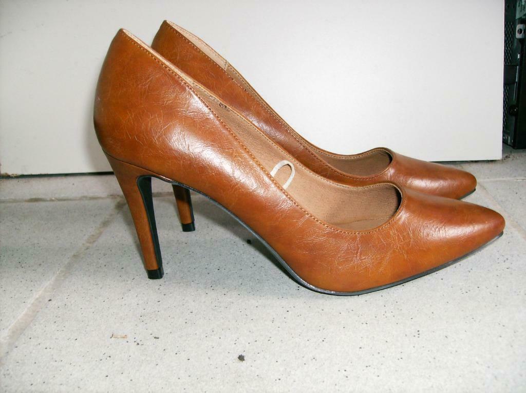 Camelle kleurige schoenen mt 38, Bruin, Nieuw, Dansschoenen, Ophalen of Verzenden