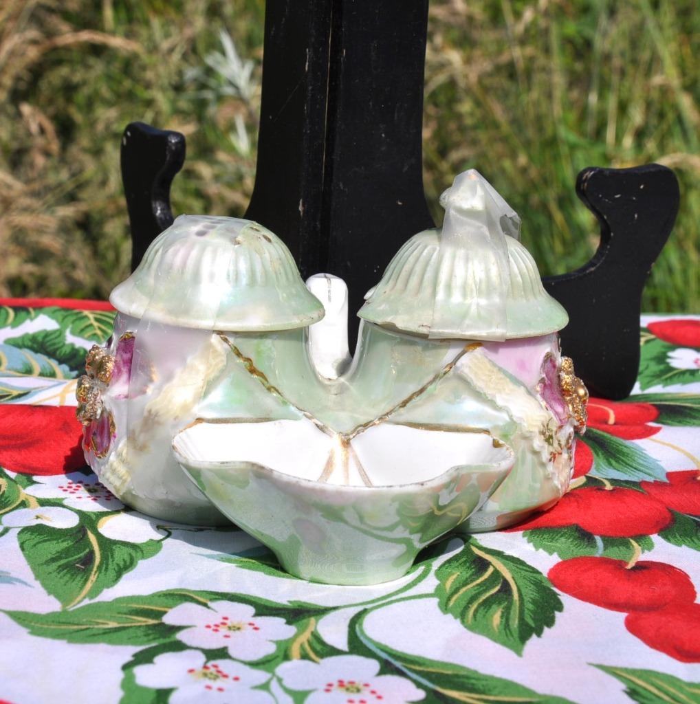 serviteur de table en porcelaine avec fleur relief, Enlèvement ou Envoi