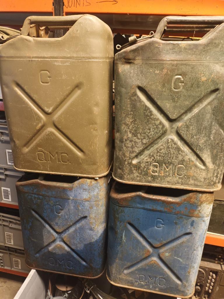 Jerricans à essence de la Seconde Guerre mondiale des États-, Enlèvement ou Envoi, Armée de terre, Autres types