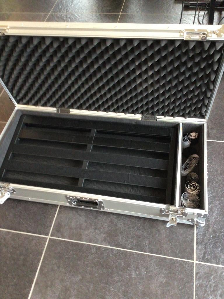 Pedaltrain + Flightcase, Musique & Instruments, Enlèvement, Comme neuf, Guitare électrique, Flight case