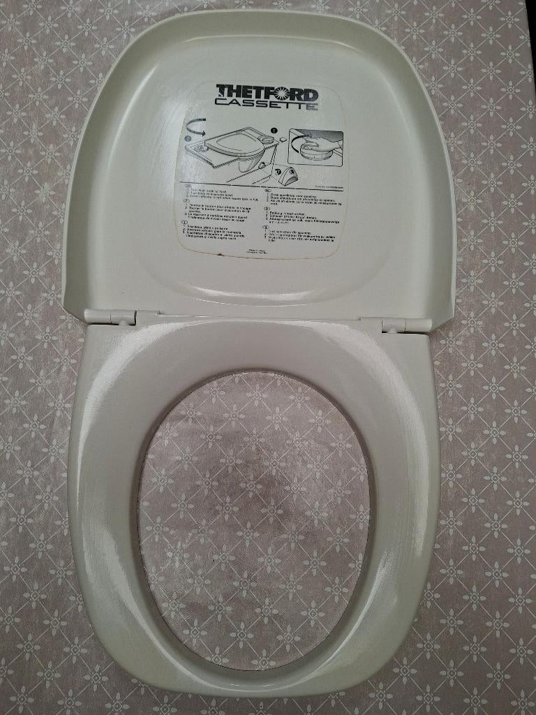 wc-bril Thetford caravan, Ophalen, Gebruikt