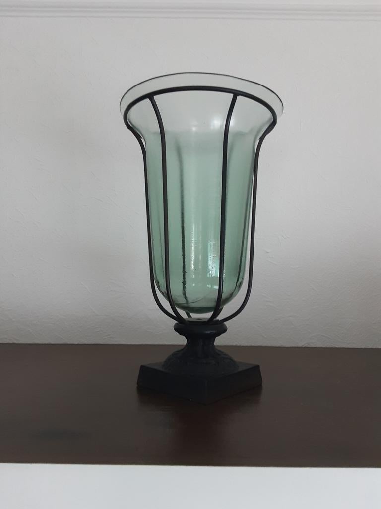 Vase en fonte et verre, Enlèvement ou Envoi