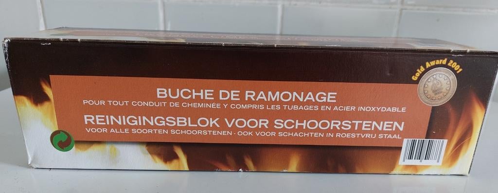 Bûche De Ramonage, Enlèvement ou Envoi, Neuf
