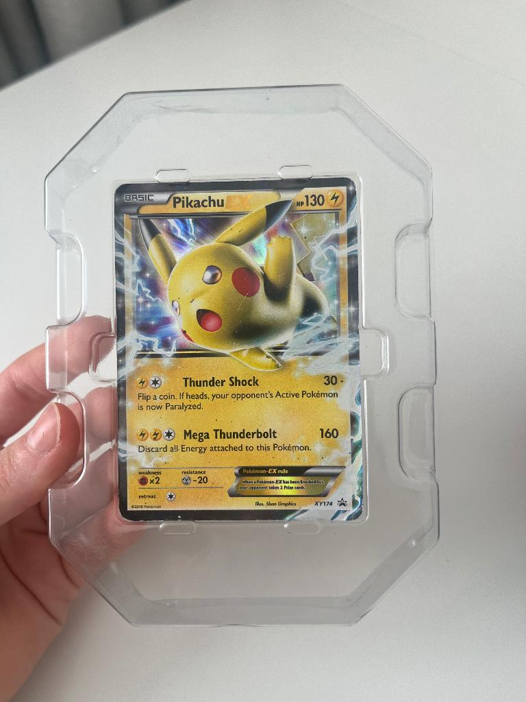 Pokemon Pikachu EX, Verzamelen, Ophalen of Verzenden, Gebruikt